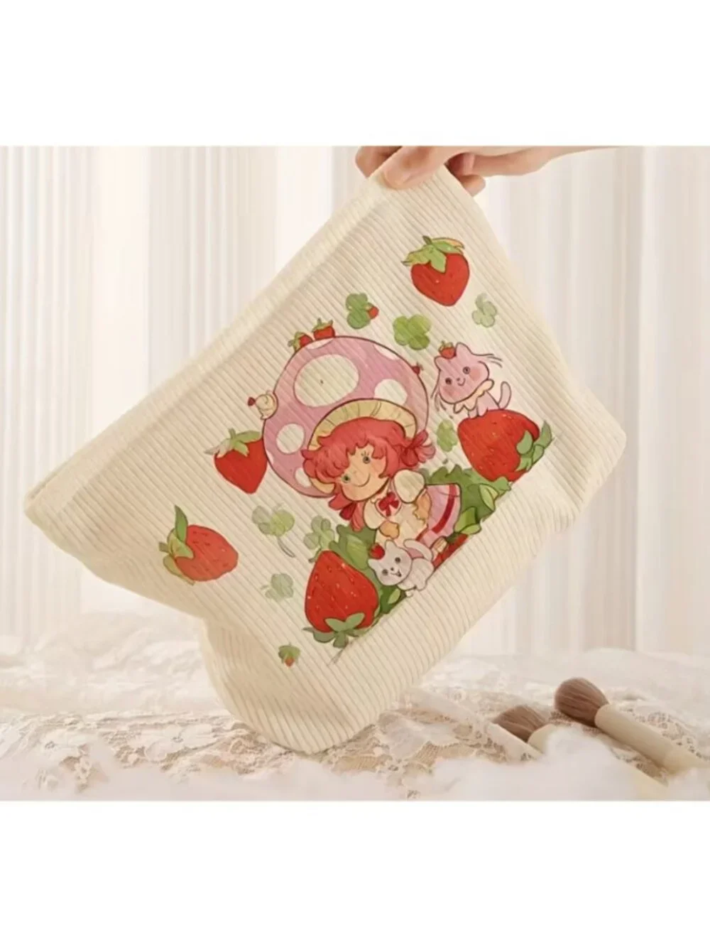 Strawberry Girl Corduroy Makeup Bag Cute Strawberry Print Cosmetic Pouch Zipper